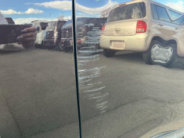 ジューク １５ＲＸ　タイプＶ　車検整備付　キーレス　スマートキー　アイドリングストップ　ＥＴＣ　エアコン　パワーステアリング　パワーウインドウ　フロントフォグランプ（64枚目）