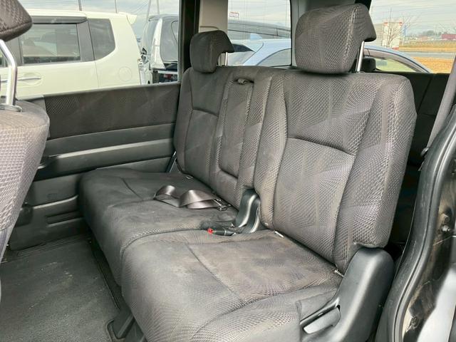 ステップワゴンスパーダ Ｓ　車検整備付き　キーレス　フルフラット　衝突安全ボディ　盗難防止システム　ウォークスルー　パワーステアリング　ダブルエアコン　パワーウィンドウ（50枚目）