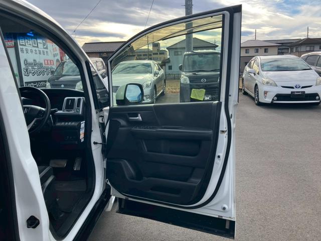 ステップワゴンスパーダ Z クールスピリット インターナビ セレクション 車検整備付き スマートキー キーレス 盗難防止システム 衝突安全ボディ アイドリングストップ フルフラット ウォークスルー 3列シート(36枚目)