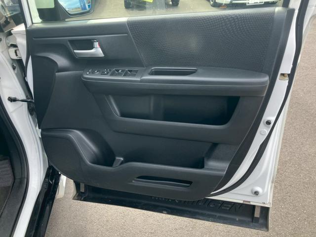 ステップワゴンスパーダ Z クールスピリット インターナビ セレクション 車検整備付き スマートキー キーレス 盗難防止システム 衝突安全ボディ アイドリングストップ フルフラット ウォークスルー 3列シート(37枚目)