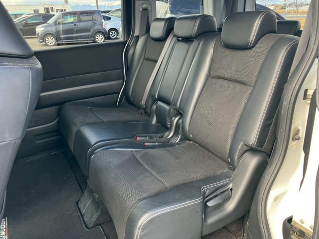 ステップワゴンスパーダ Z クールスピリット インターナビ セレクション 車検整備付き スマートキー キーレス 盗難防止システム 衝突安全ボディ アイドリングストップ フルフラット ウォークスルー 3列シート(49枚目)