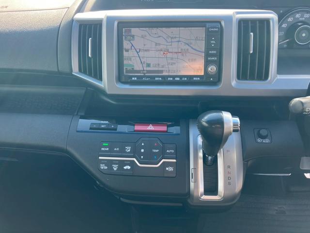 ステップワゴンスパーダ Z クールスピリット インターナビ セレクション 車検整備付き スマートキー キーレス 盗難防止システム 衝突安全ボディ アイドリングストップ フルフラット ウォークスルー 3列シート(63枚目)