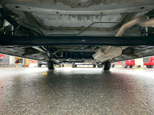 Ｎ－ＢＯＸカスタム Ｇ・Ｌパッケージ　車検整備付き　ナビゲーション　オートスライドドア　キーレス　スマートキー　アイドリングストップ　盗難防止システム　パワーウィンドウ　パワーステアリング（35枚目）