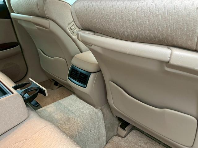クラウン ロイヤルサルーン　車検整備付き　スマートキー　プッシュスタート　パワーシート　純正ナビ　ＴＶ　ＥＴＣ　盗難防止システム　衝突安全ボディ　バックカメラ　パワーシート（43枚目）