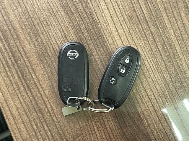 ルークス ハイウェイスター 検2年 左パワースライド ストラーダナビ 地デジTV Bluetoothオーディオ 禁煙車(35枚目)