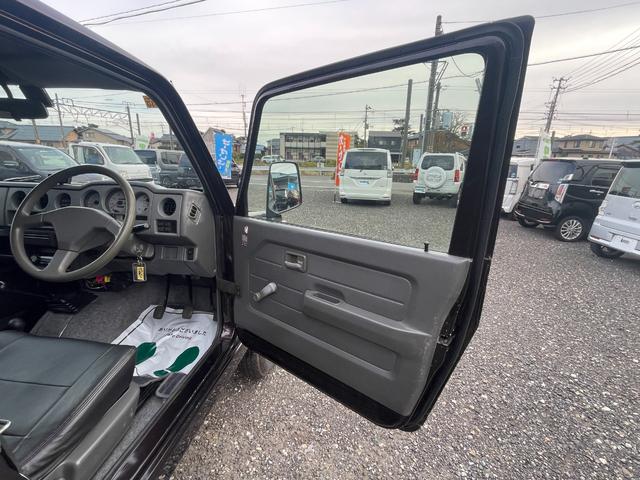 気になったお車に関してはメールでのお問い合わせ又はオートステップ専用無料電話【００７８−６０４５−４４６２】までお気軽にご連絡お待ちしてます！