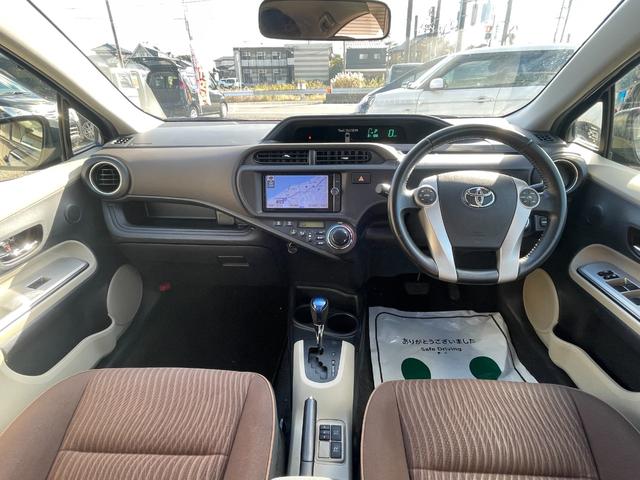 アクア Ｇ　ハイブリッド　ナビ　フルセグＴＶ　Ｂｌｕｅｔｏｏｔｈオーディオ　バックカメラ　ＥＴＣ　シートヒーター　禁煙車（13枚目）