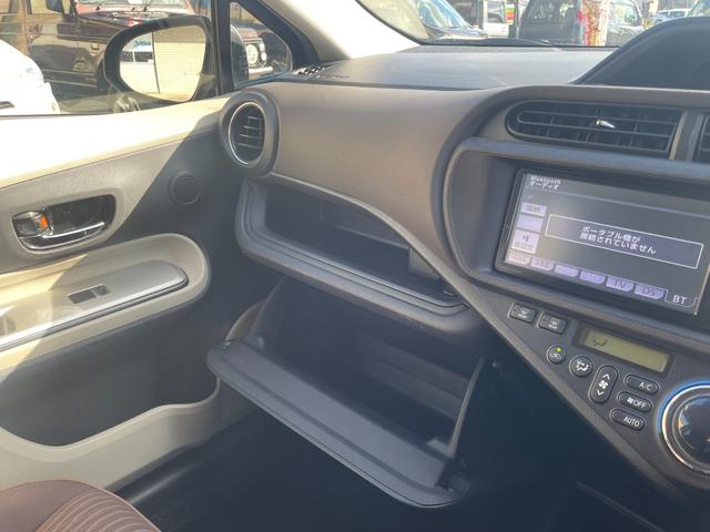 アクア Ｇ　ハイブリッド　ナビ　フルセグＴＶ　Ｂｌｕｅｔｏｏｔｈオーディオ　バックカメラ　ＥＴＣ　シートヒーター　禁煙車（30枚目）