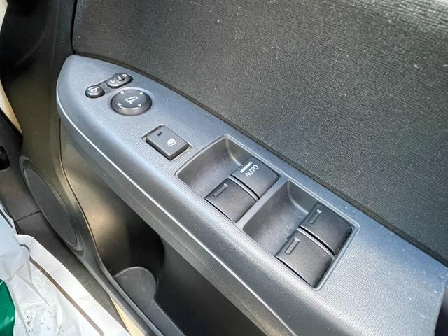 N-ONE G ワンオーナー スマートキー プッシュスタート オートエアコン 横滑り防止装置 検2年(25枚目)