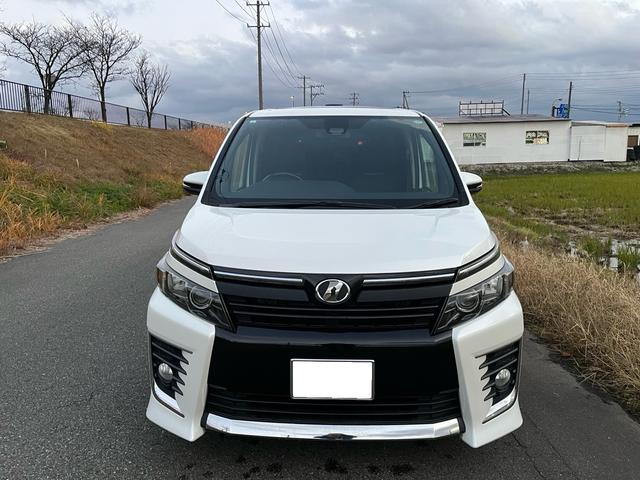 ヴォクシー ZS(2枚目)