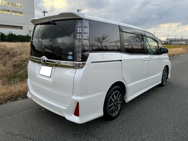 ヴォクシー ZS(7枚目)