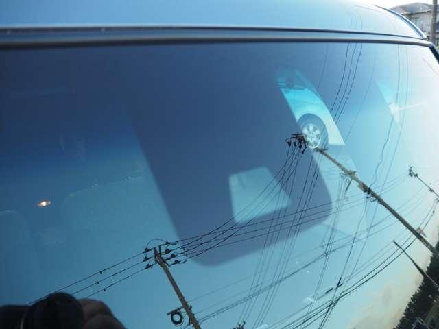 ウェイク ＧターボＳＡＩＩ　衝突回避　車線逸脱　障害物検知　両側Ｐスラ　純正メモリーナビ　フルセグ　ＴＶキット　Ｂカメラ　ＬＥＤヘッドライト　ＬＥＤフォグ　オートライト　純正１４ＡＷ　ベンチシート　アイドリングストップ　ＥＴＣ（7枚目）