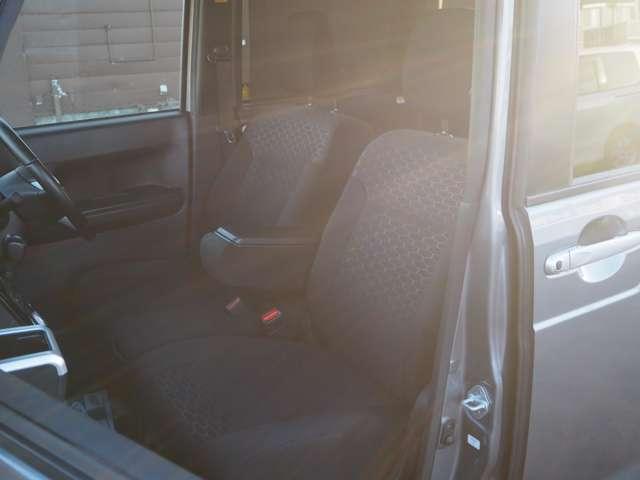 ウェイク ＧターボＳＡＩＩ　衝突回避　車線逸脱　障害物検知　両側Ｐスラ　純正メモリーナビ　フルセグ　ＴＶキット　Ｂカメラ　ＬＥＤヘッドライト　ＬＥＤフォグ　オートライト　純正１４ＡＷ　ベンチシート　アイドリングストップ　ＥＴＣ（13枚目）