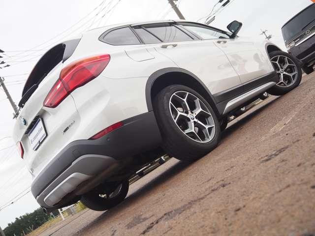 Ｘ１ ｘＤｒｉｖｅ　１８ｄ　ｘライン　４ＷＤ　ディーゼルターボ　車線逸脱　衝突回避　前席シートヒーター　パワーバックドア　純正ＨＤＤナビ　Ｂカメラ　前後ドラレコ　ＬＥＤヘッドライト　フォグ　革コンビシート　ルーフレール　純正１８ＡＷ（32枚目）