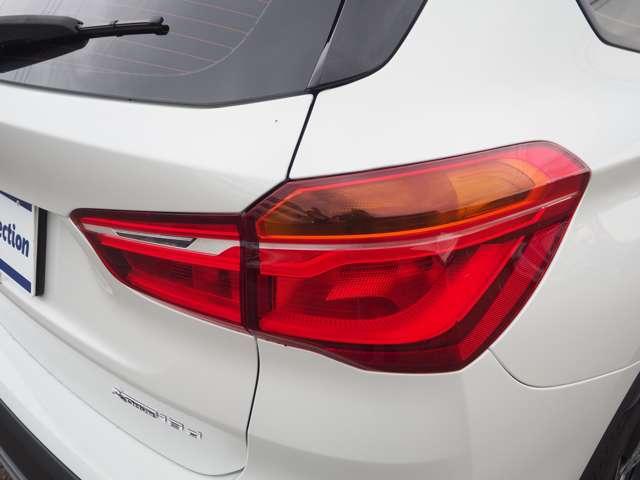 Ｘ１ ｘＤｒｉｖｅ　１８ｄ　ｘライン　４ＷＤ　ディーゼルターボ　車線逸脱　衝突回避　前席シートヒーター　パワーバックドア　純正ＨＤＤナビ　Ｂカメラ　前後ドラレコ　ＬＥＤヘッドライト　フォグ　革コンビシート　ルーフレール　純正１８ＡＷ（45枚目）