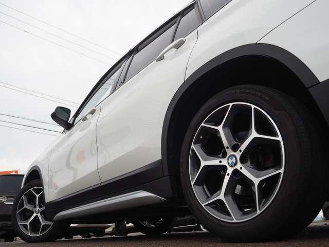 Ｘ１ ｘＤｒｉｖｅ　１８ｄ　ｘライン　４ＷＤ　ディーゼルターボ　車線逸脱　衝突回避　前席シートヒーター　パワーバックドア　純正ＨＤＤナビ　Ｂカメラ　前後ドラレコ　ＬＥＤヘッドライト　フォグ　革コンビシート　ルーフレール　純正１８ＡＷ（48枚目）