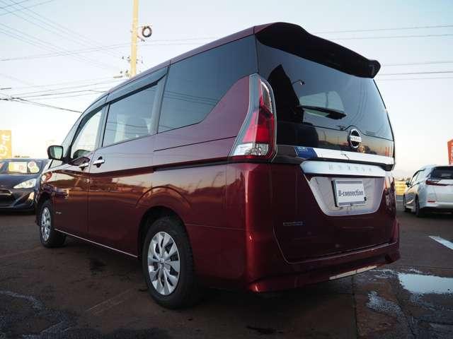 セレナ ２．０Ｘチェアキャブ　リフタータイプ　４ＷＤ　４ＷＤ　６人乗　電動式車椅子リフター　全方位モニター　衝突軽減　車線逸脱　両側パワスラ　パーキングアシスト　ドラレコ　オートハイビーム　クルコン　純正ＳＤナビ　ＢＴ接続　フルセグ　純正１５ＳＷ（30枚目）