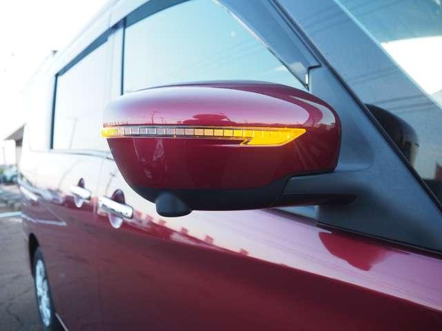 セレナ ２．０Ｘチェアキャブ　リフタータイプ　４ＷＤ　４ＷＤ　６人乗　電動式車椅子リフター　全方位モニター　衝突軽減　車線逸脱　両側パワスラ　パーキングアシスト　ドラレコ　オートハイビーム　クルコン　純正ＳＤナビ　ＢＴ接続　フルセグ　純正１５ＳＷ（39枚目）