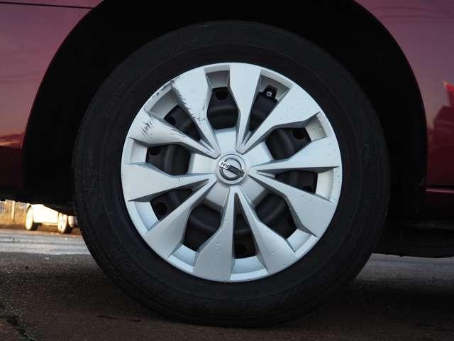 セレナ ２．０Ｘチェアキャブ　リフタータイプ　４ＷＤ　４ＷＤ　６人乗　電動式車椅子リフター　全方位モニター　衝突軽減　車線逸脱　両側パワスラ　パーキングアシスト　ドラレコ　オートハイビーム　クルコン　純正ＳＤナビ　ＢＴ接続　フルセグ　純正１５ＳＷ（44枚目）