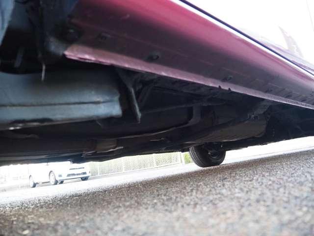 セレナ ２．０Ｘチェアキャブ　リフタータイプ　４ＷＤ　４ＷＤ　６人乗　電動式車椅子リフター　全方位モニター　衝突軽減　車線逸脱　両側パワスラ　パーキングアシスト　ドラレコ　オートハイビーム　クルコン　純正ＳＤナビ　ＢＴ接続　フルセグ　純正１５ＳＷ（45枚目）