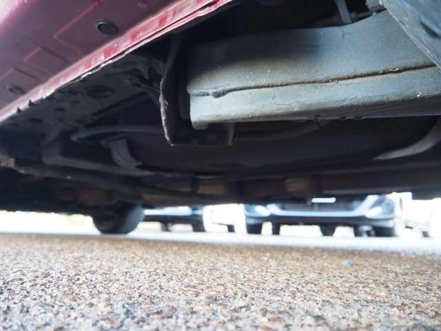 セレナ ２．０Ｘチェアキャブ　リフタータイプ　４ＷＤ　４ＷＤ　６人乗　電動式車椅子リフター　全方位モニター　衝突軽減　車線逸脱　両側パワスラ　パーキングアシスト　ドラレコ　オートハイビーム　クルコン　純正ＳＤナビ　ＢＴ接続　フルセグ　純正１５ＳＷ（47枚目）