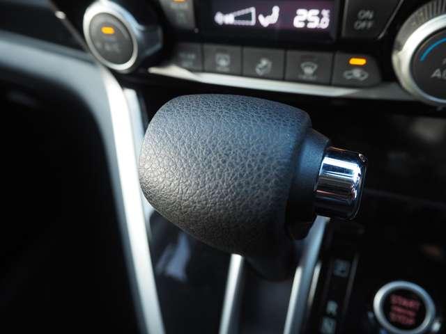 セレナ ２．０Ｘチェアキャブ　リフタータイプ　４ＷＤ　４ＷＤ　６人乗　電動式車椅子リフター　全方位モニター　衝突軽減　車線逸脱　両側パワスラ　パーキングアシスト　ドラレコ　オートハイビーム　クルコン　純正ＳＤナビ　ＢＴ接続　フルセグ　純正１５ＳＷ（75枚目）