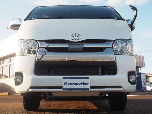 ハイエースバン スーパーGL ダークプライムII FOESエスパシオesキャンピング仕様 DT 4WD 社外フリップダウンモニター 衝突回避 車線逸脱 オートハイビーム ストラーダSDナビ BT フルセグ Bカメラ ブロックタイヤ LEDヘッドライト(8枚目)