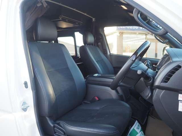 ハイエースバン スーパーGL ダークプライムII FOESエスパシオesキャンピング仕様 DT 4WD 社外フリップダウンモニター 衝突回避 車線逸脱 オートハイビーム ストラーダSDナビ BT フルセグ Bカメラ ブロックタイヤ LEDヘッドライト(12枚目)