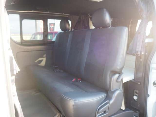 ハイエースバン スーパーGL ダークプライムII FOESエスパシオesキャンピング仕様 DT 4WD 社外フリップダウンモニター 衝突回避 車線逸脱 オートハイビーム ストラーダSDナビ BT フルセグ Bカメラ ブロックタイヤ LEDヘッドライト(14枚目)