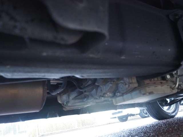 NV100クリッパーリオ E 4WD HR ターボ 衝突回避 障害物検知 車線逸脱 社外ナビ BT接続 地デジ 片側パワスラ HIDヘッドライト フォグランプ オートライト 純正14インチAW ベンチシート D席シートヒーター(50枚目)