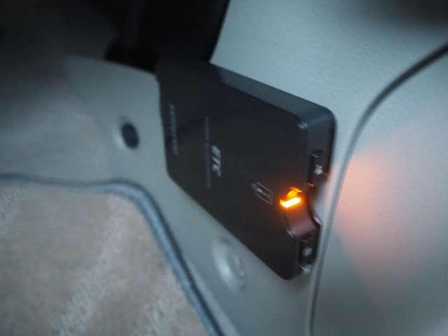 NV100クリッパーリオ E 4WD HR ターボ 衝突回避 障害物検知 車線逸脱 社外ナビ BT接続 地デジ 片側パワスラ HIDヘッドライト フォグランプ オートライト 純正14インチAW ベンチシート D席シートヒーター(74枚目)