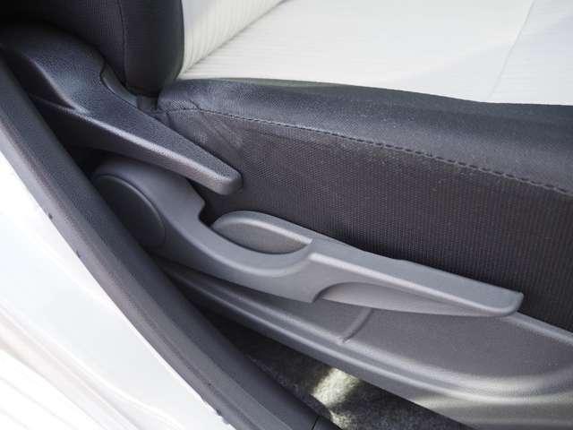 ミライース G リミテッドSAIII 4WD 衝突回避 障害物検知 車線逸脱 オートハイビーム 純正メモリーナビ フルセグ Bカメラ フロントドラレコ 純正14AW LEDヘッドライト オートライト プッシュスタート 前席シートヒーター(63枚目)