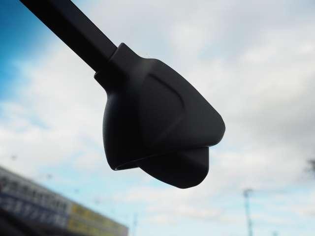 フィット ホーム　４ＷＤ　衝突軽減　レーダークルーズ　誤発進抑制　車線逸脱　純正ＳＤナビ　フルセグ　バックカメラ　ＬＥＤヘッドライト　オートハイビーム　アイドリングストップ　プッシュスタート　リアワイドカメラ　ドラレコ（18枚目）