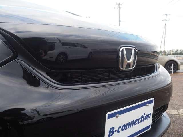 フィット ホーム　４ＷＤ　衝突軽減　レーダークルーズ　誤発進抑制　車線逸脱　純正ＳＤナビ　フルセグ　バックカメラ　ＬＥＤヘッドライト　オートハイビーム　アイドリングストップ　プッシュスタート　リアワイドカメラ　ドラレコ（38枚目）