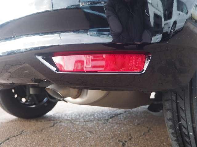 フィット ホーム　４ＷＤ　衝突軽減　レーダークルーズ　誤発進抑制　車線逸脱　純正ＳＤナビ　フルセグ　バックカメラ　ＬＥＤヘッドライト　オートハイビーム　アイドリングストップ　プッシュスタート　リアワイドカメラ　ドラレコ（44枚目）