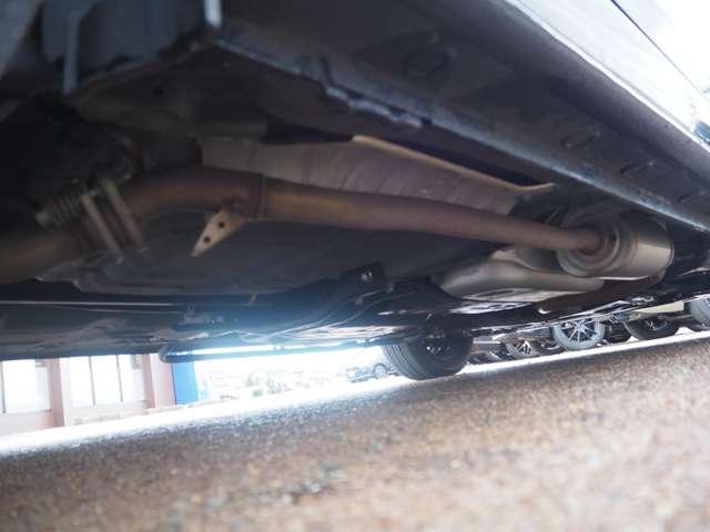 フィット ホーム　４ＷＤ　衝突軽減　レーダークルーズ　誤発進抑制　車線逸脱　純正ＳＤナビ　フルセグ　バックカメラ　ＬＥＤヘッドライト　オートハイビーム　アイドリングストップ　プッシュスタート　リアワイドカメラ　ドラレコ（47枚目）