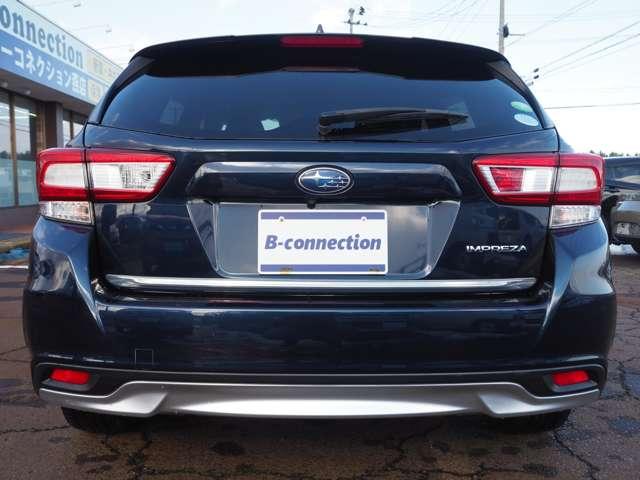 インプレッサスポーツ １．６ｉ－Ｌアイサイト　衝突軽減ブレーキ　レーダークルーズ　誤発進抑制　純正ナビ　ＢＴ接続　Ｂカメラ　ドラレコ　ステアリング連動ＬＥＤヘッドライト　純正ＯＰフロントグリル　ＬＥＤフォグランプ　ヒーテッドミラー　パドルシフト（9枚目）