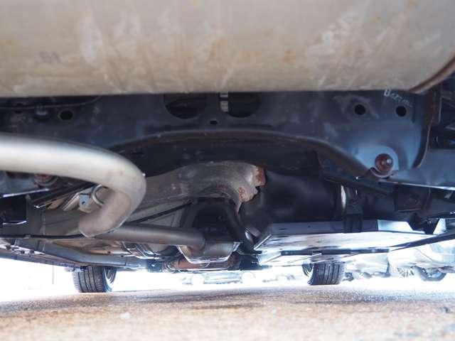 インプレッサスポーツ １．６ｉ－Ｌアイサイト　衝突軽減ブレーキ　レーダークルーズ　誤発進抑制　純正ナビ　ＢＴ接続　Ｂカメラ　ドラレコ　ステアリング連動ＬＥＤヘッドライト　純正ＯＰフロントグリル　ＬＥＤフォグランプ　ヒーテッドミラー　パドルシフト（52枚目）