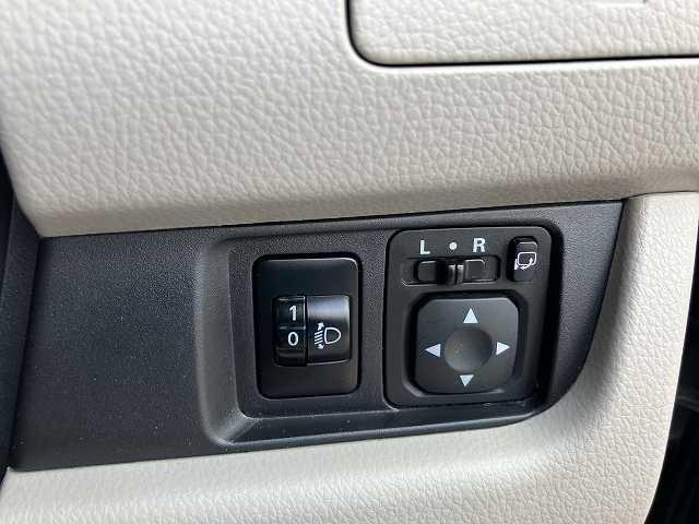デイズ Ｘ　検２年　アラウンドビューモニター　ベンチシート　スマートキー　ＥＴＣ　ナビ　ＴＶ　運転席側シートヒーター（25枚目）