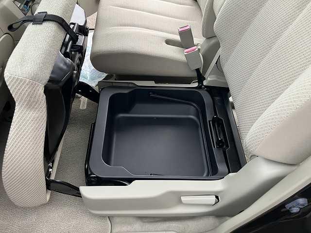 スペーシア X 検2年 スマートキー プッシュスタート ベンチシート アイドリングストップ 片側電動スライドドア オートエアコン ナビ フルフラットシート(14枚目)