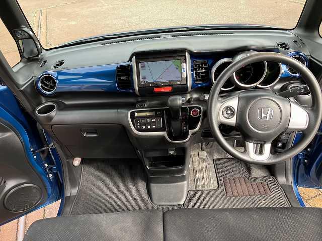 N-BOX SSパッケージ 検2年 バックカメラ 両側パワースライドドア ETC Bluetooth スマートキー ワンセグTV ナビ オートエアコン アルミホイール ウィンカーミラー(19枚目)