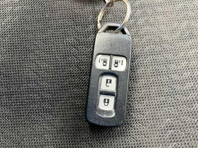 N-BOX SSパッケージ 検2年 バックカメラ 両側パワースライドドア ETC Bluetooth スマートキー ワンセグTV ナビ オートエアコン アルミホイール ウィンカーミラー(39枚目)