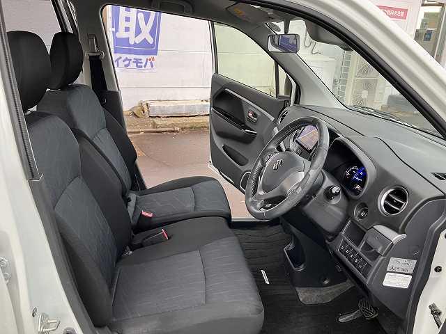 ワゴンＲスティングレー Ｘ　検８年２月　４ＷＤ　プッシュスタート　スマートキー　社外ナビ　ＴＶ　バックカメラ　前席シートヒーター　ベンチシート　オートエアコン　アルミホイール　オートライト（13枚目）