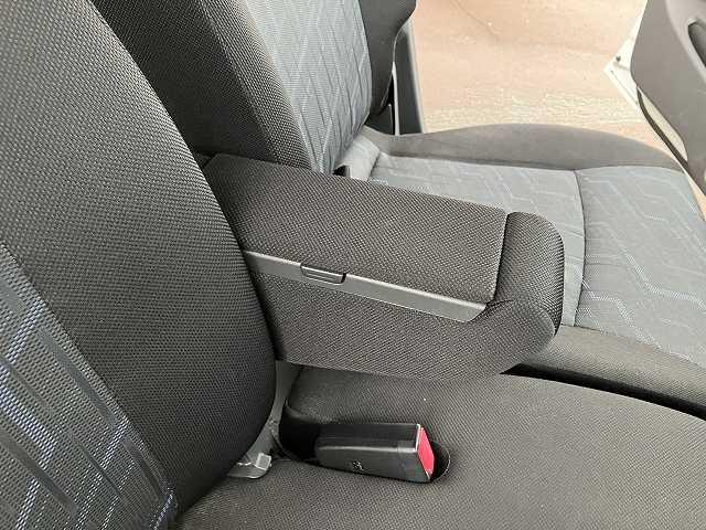 ワゴンＲスティングレー Ｘ　検８年２月　４ＷＤ　プッシュスタート　スマートキー　社外ナビ　ＴＶ　バックカメラ　前席シートヒーター　ベンチシート　オートエアコン　アルミホイール　オートライト（21枚目）