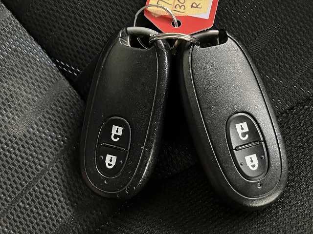 ワゴンＲスティングレー Ｘ　検８年２月　４ＷＤ　プッシュスタート　スマートキー　社外ナビ　ＴＶ　バックカメラ　前席シートヒーター　ベンチシート　オートエアコン　アルミホイール　オートライト（40枚目）