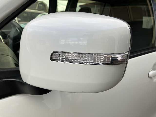 ワゴンＲスティングレー Ｘ　検８年２月　４ＷＤ　プッシュスタート　スマートキー　社外ナビ　ＴＶ　バックカメラ　前席シートヒーター　ベンチシート　オートエアコン　アルミホイール　オートライト（42枚目）