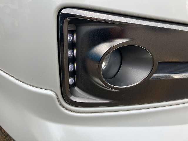 セレナ ライダー　ブラックライン　検２年　４ＷＤ　８人乗り　Ｂカメラ　両側電動スライドドア　ナビ　ＴＶ　ＥＴＣ　オートライト　スマートキー　プッシュスタート　オートエアコン　アルミホイール　ウィンカーミラー　フォグ　３列シート（49枚目）