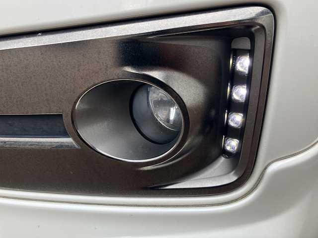 セレナ ライダー　ブラックライン　検２年　４ＷＤ　８人乗り　Ｂカメラ　両側電動スライドドア　ナビ　ＴＶ　ＥＴＣ　オートライト　スマートキー　プッシュスタート　オートエアコン　アルミホイール　ウィンカーミラー　フォグ　３列シート（51枚目）