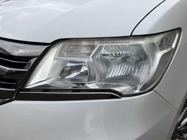 セレナ ライダー　ブラックライン　検２年　４ＷＤ　８人乗り　Ｂカメラ　両側電動スライドドア　ナビ　ＴＶ　ＥＴＣ　オートライト　スマートキー　プッシュスタート　オートエアコン　アルミホイール　ウィンカーミラー　フォグ　３列シート（52枚目）