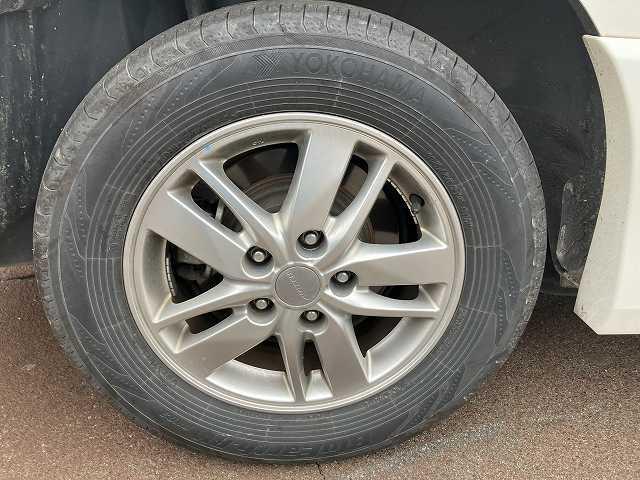 セレナ ライダー　ブラックライン　検２年　４ＷＤ　８人乗り　Ｂカメラ　両側電動スライドドア　ナビ　ＴＶ　ＥＴＣ　オートライト　スマートキー　プッシュスタート　オートエアコン　アルミホイール　ウィンカーミラー　フォグ　３列シート（57枚目）